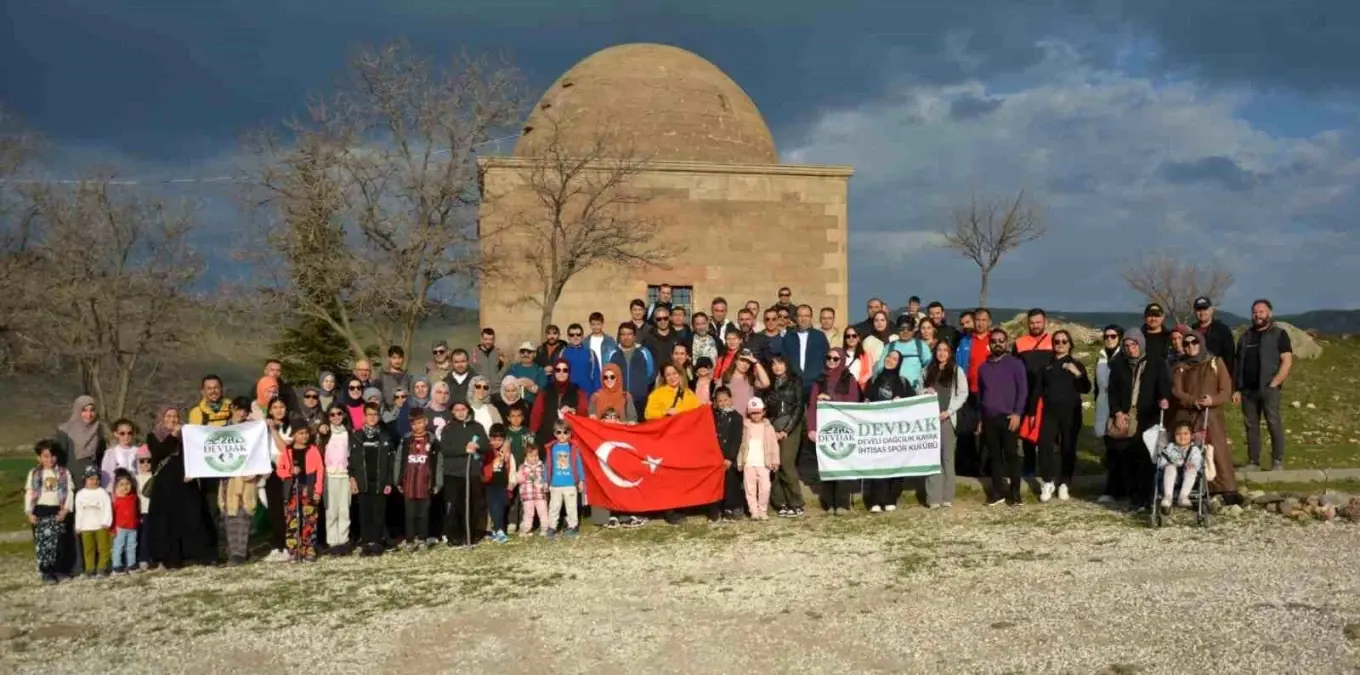 Hıdırellez Doğa Yürüyüşü Develi'de Gerçekleşti