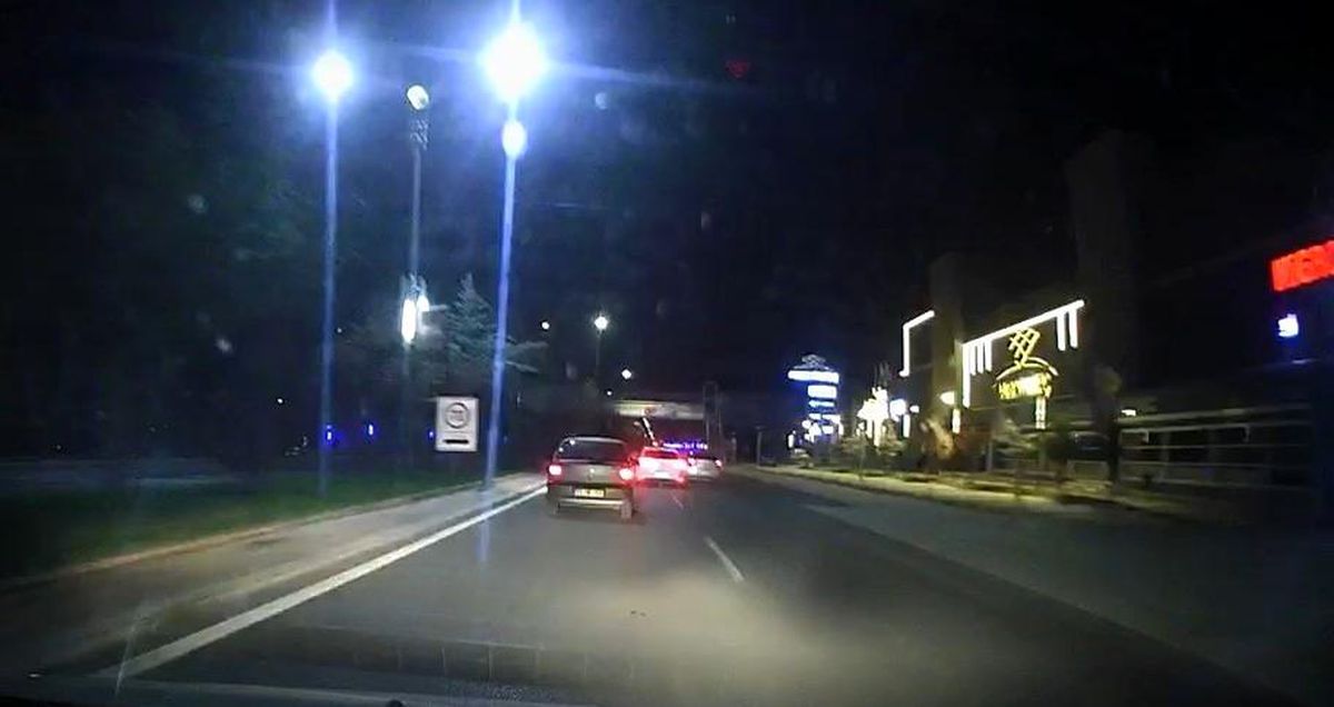 Elazığ'da Makas Atan Sürücü Trafiği Tehlikeye Attı