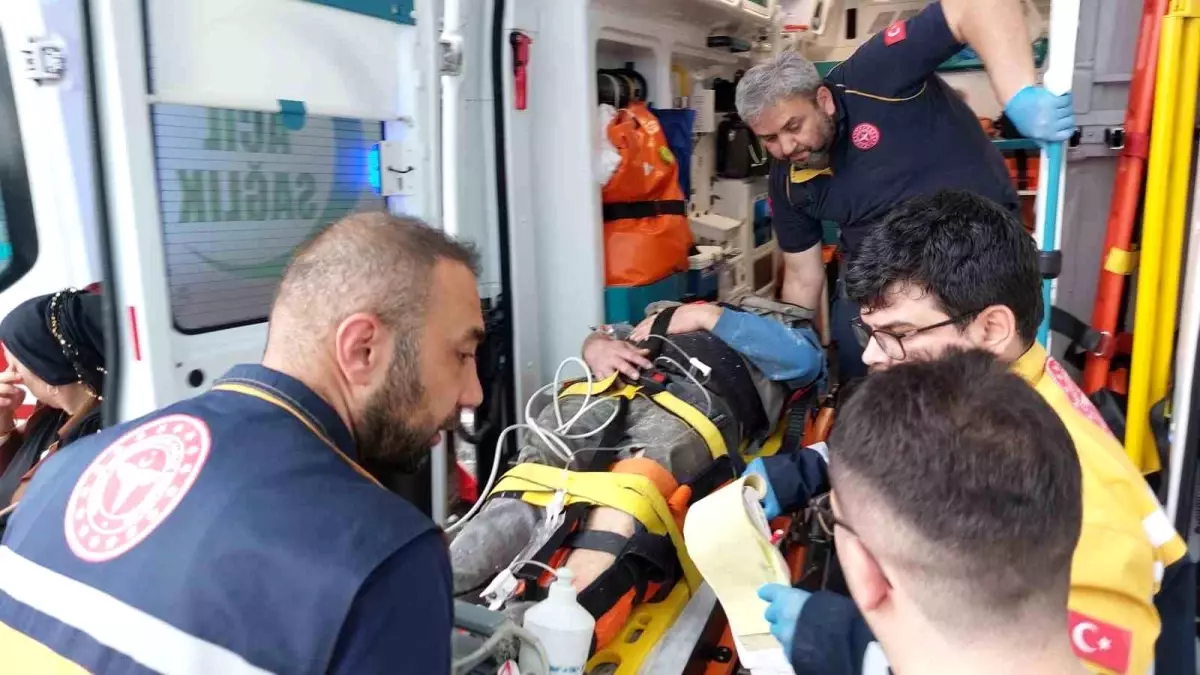 Samsun'da Fabrikada Yangın Tüpü Patladı: 3 İşçi Yaralı