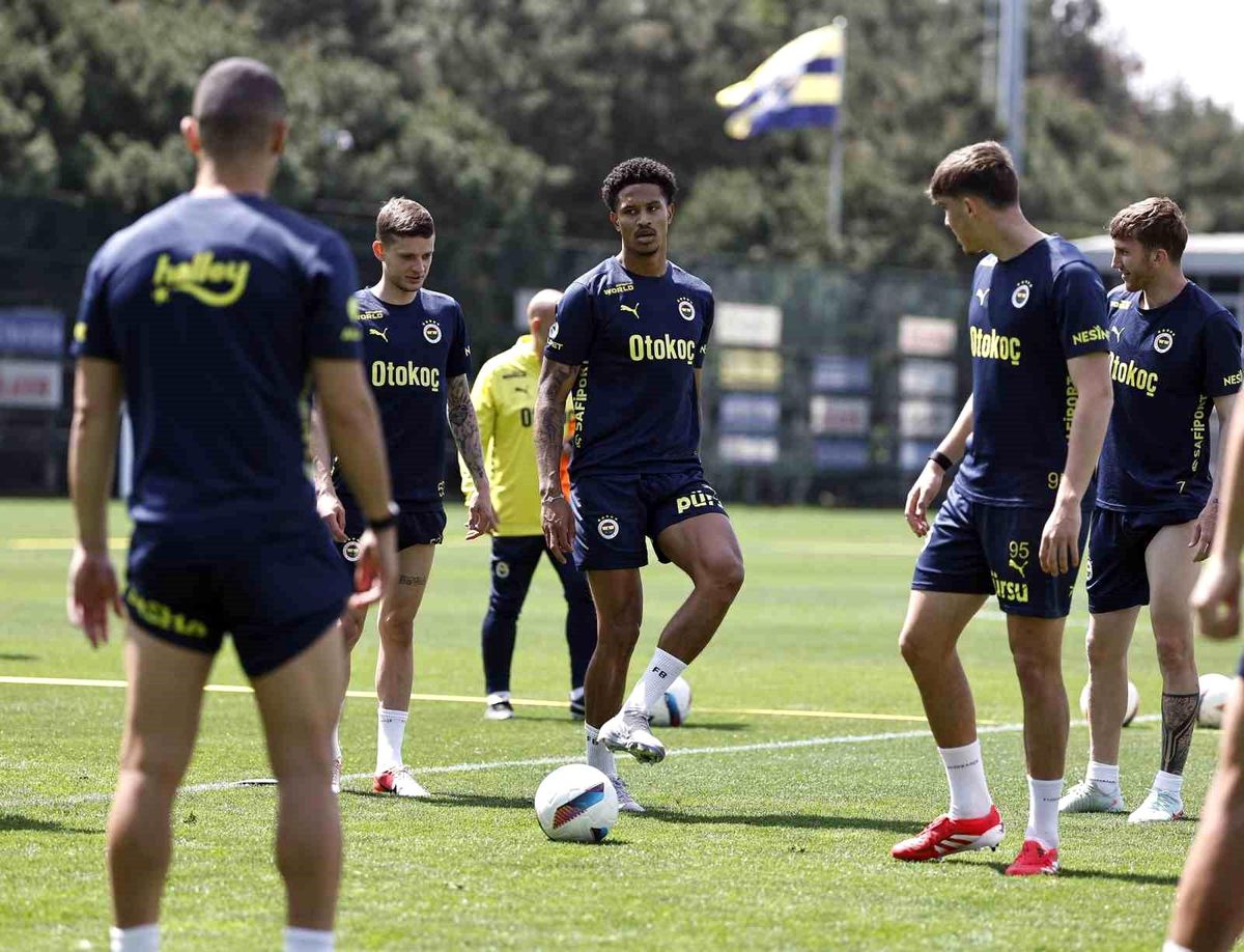 Fenerbahçe, Başakşehir Maçı Hazırlıklarına Devam Ediyor