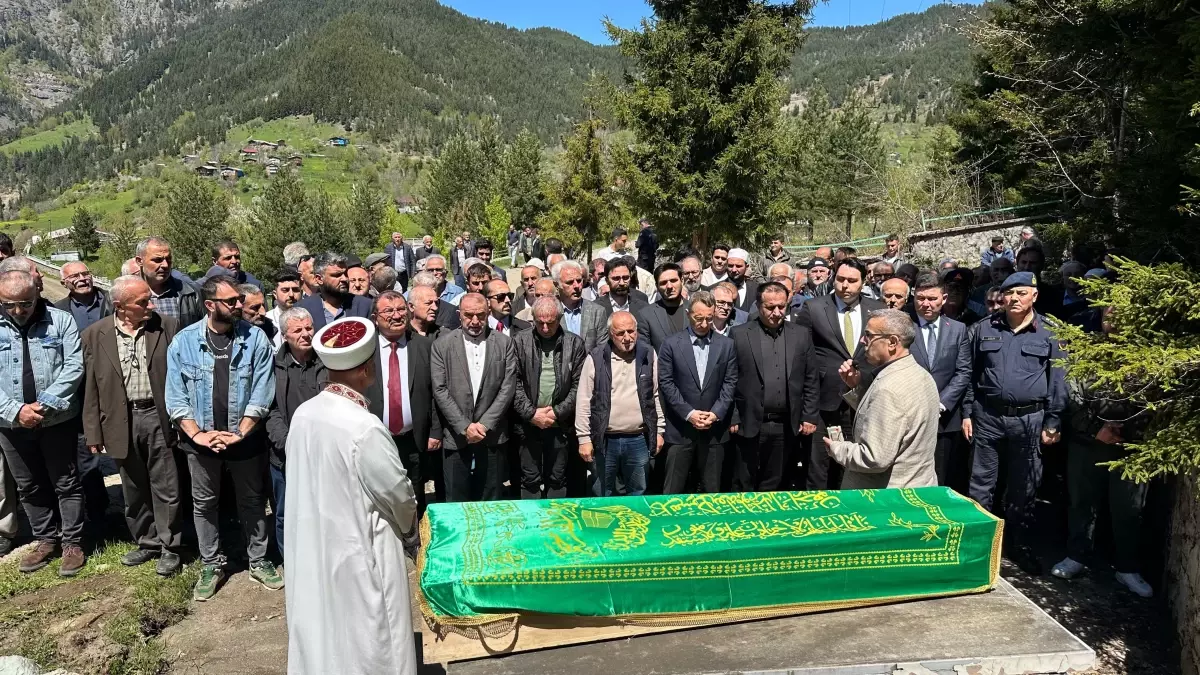 Cumhurbaşkanlığı İletişim Başkanı Fahrettin Altun'un Amcası Defnedildi