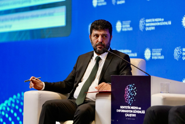 İletişim Başkanlığı Sentetik Medya Çalıştayında yapay zekâyı konuşturdu İletişim Başkanlığı Sentetik Medya Çalıştayında yapay zekâyı konuşturdu