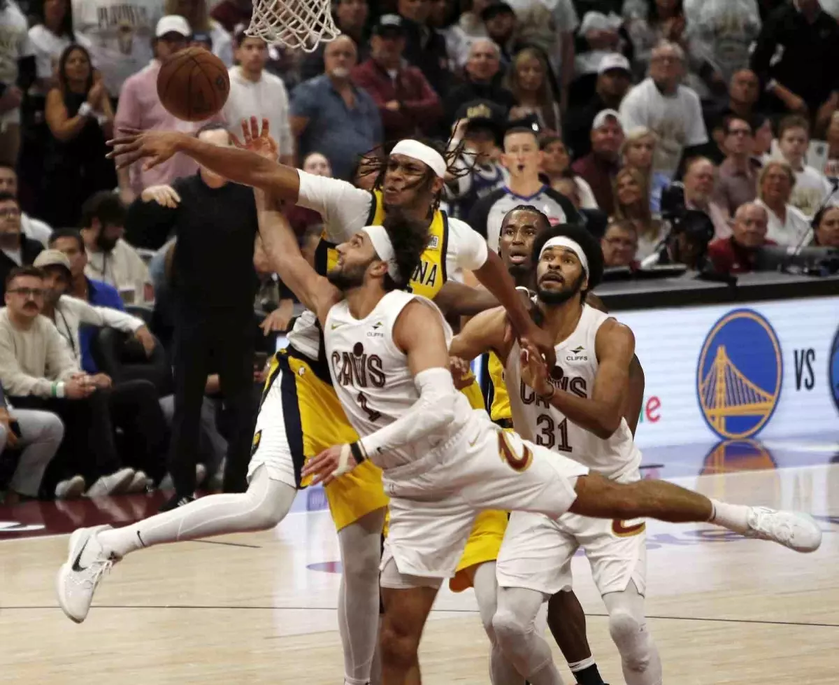Indiana Pacers, Cavaliers'ı Son Saniyede Yendi