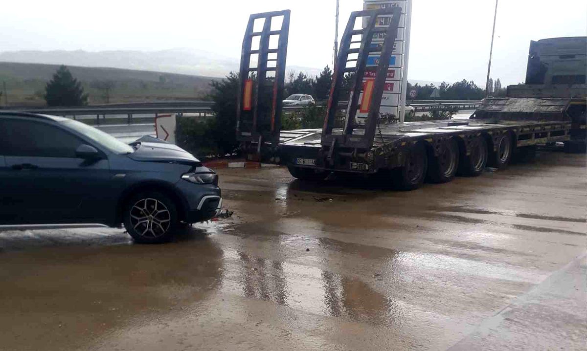 Kırıkkale'de Trafik Kazası: 2 Yaralı