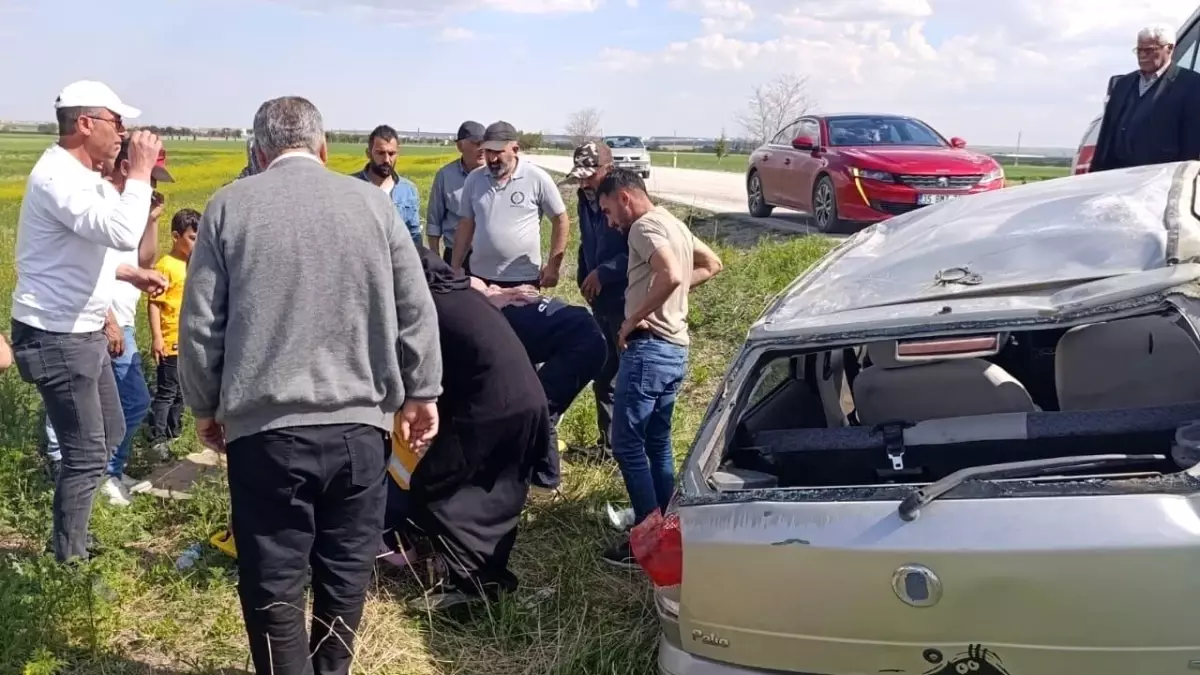 Konya'da Kontrolden Çıkan Otomobil Takla Attı: 1 Yaralı