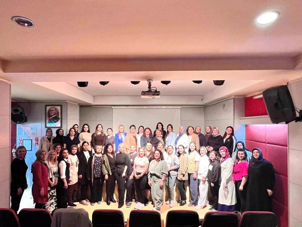 Zonguldak'ta Ebelik Eğitimleri Güçlendiriliyor