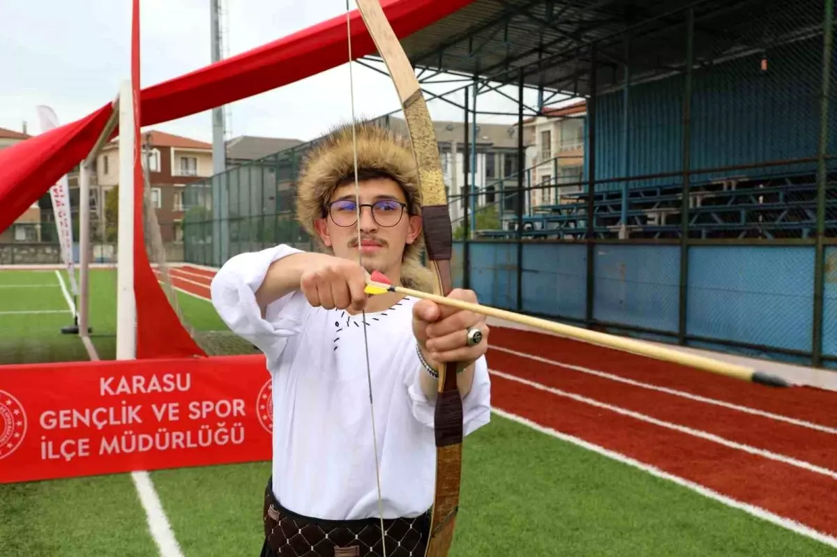 Geleneksel Türk Okçuluğu Şampiyonası Sakarya'da Yapılıyor