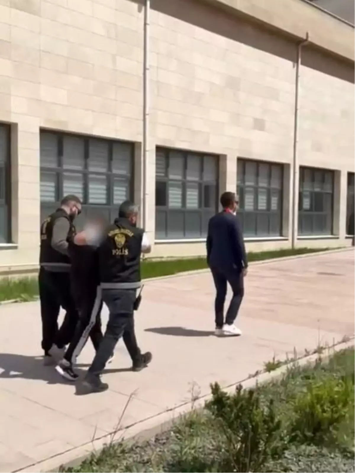 Afyonkarahisar'da Hırsızlık Şüphelisi Tutuklandı