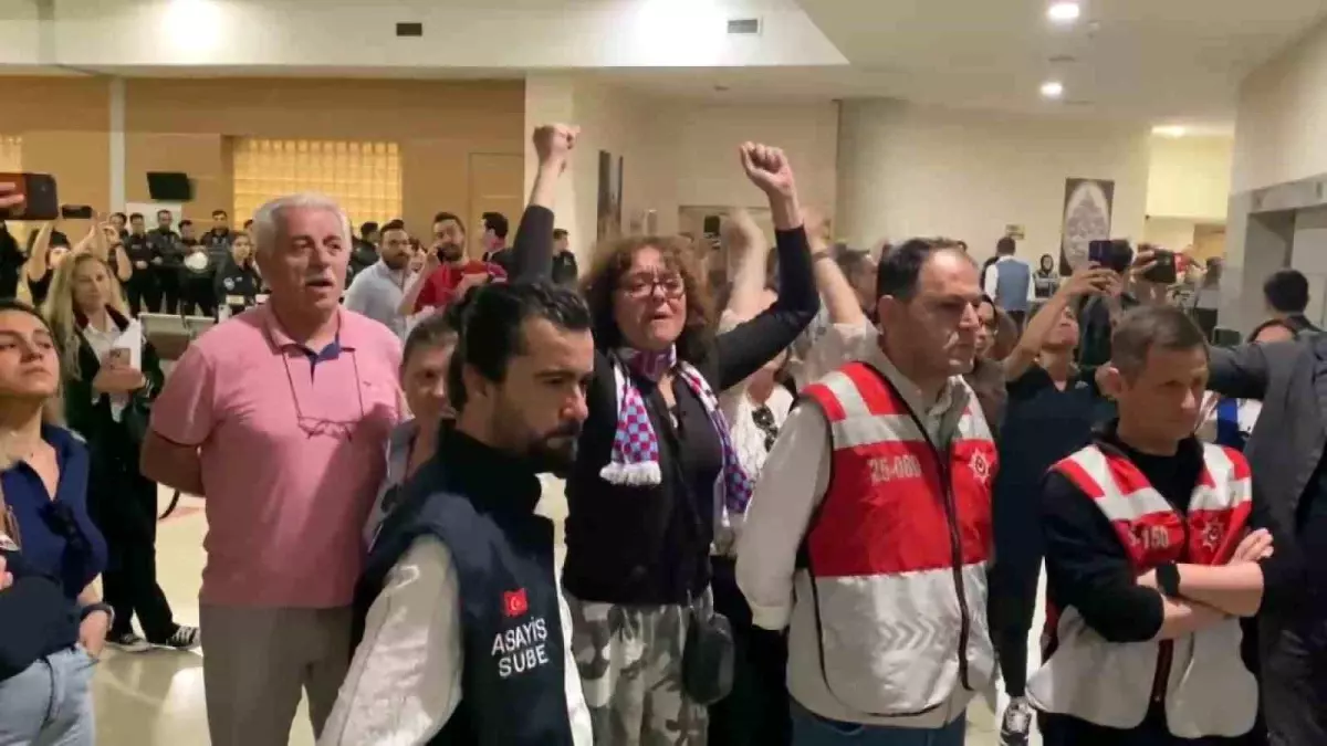 Kadıköy'de Bıçaklı Saldırı: Mattia Ahmet Minguzzi Davasında İkinci Duruşma