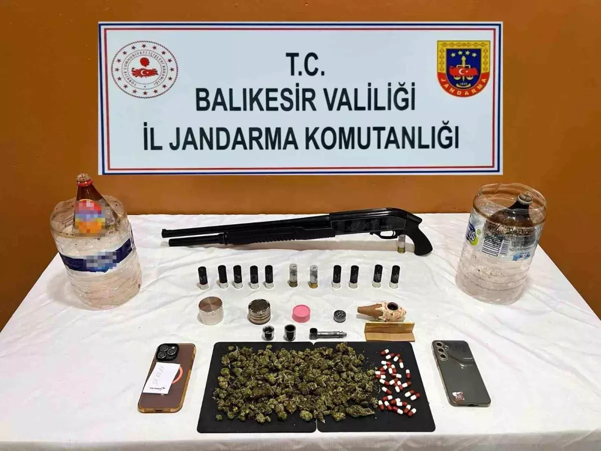 Susurluk'ta Uyuşturucu Operasyonu: İki Gözaltı