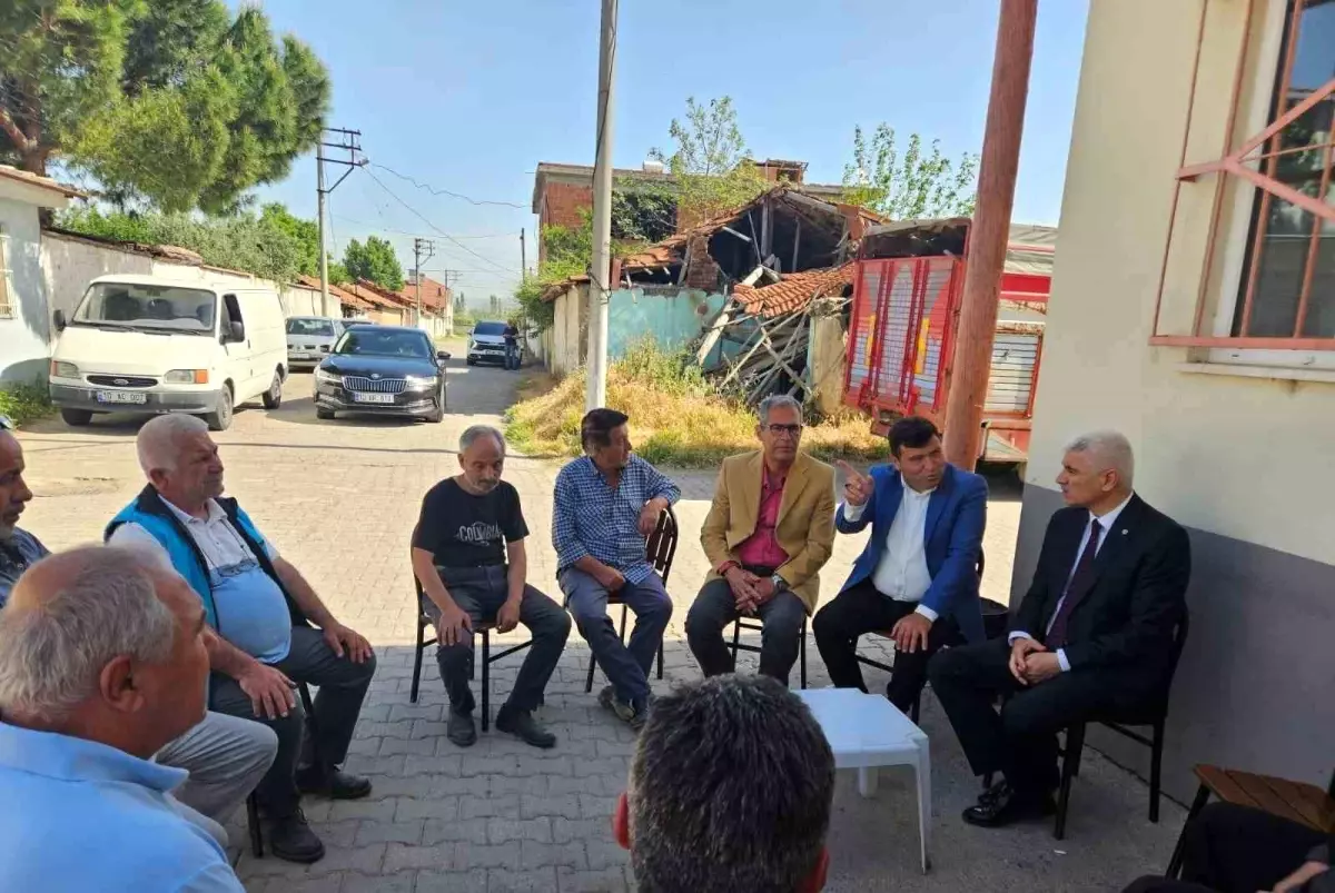 Emniyet Müdürü Hasan Yiğit, Halalca Mahallesi'ni Ziyaret Etti