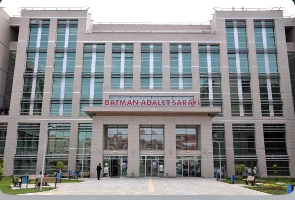 Batman'da İstismar İddiasıyla Öğretmen Tutuklandı