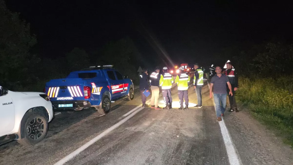 Bursa'da Trafik Kazası: 3 Kişi Hayatını Kaybetti, Alkollü Sürücü Saklandı