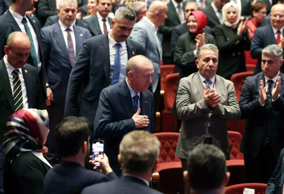 Cumhurbaşkanı Erdoğan: 'İster töre, ister gelenek, ister güncel akım bahanesiyle olsun evliliğin zorlaştırılmasını asla doğru bulmuyoruz'