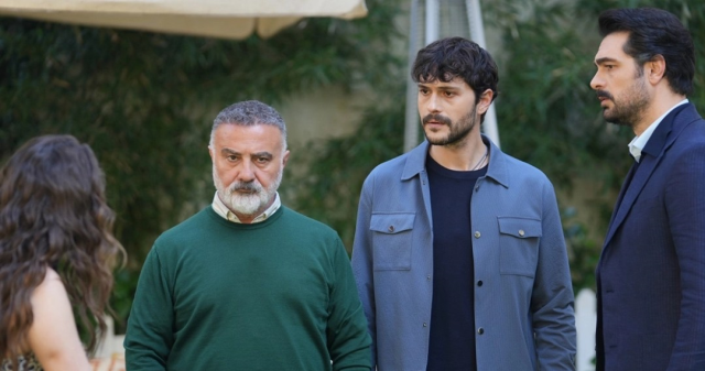 Hayat Aşk Adalet Leyla dizisinin Civan'ı Alperen Duymaz diziden ayrıldı mı? Leyla dizisinde kim öldü? Hayat Aşk Adalet Leyla dizisinin Civan'ı Alperen Duymaz diziden ayrıldı mı? Leyla dizisinde kim öldü?