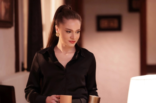 Hudutsuz Sevda 62. bölüm tek parça full HD izleme linki var mı? Hudutsuz Sevda SON BÖLÜM izle! Hudutsuz Sevda 62. bölüm tek parça full HD izleme linki var mı? Hudutsuz Sevda SON BÖLÜM izle!