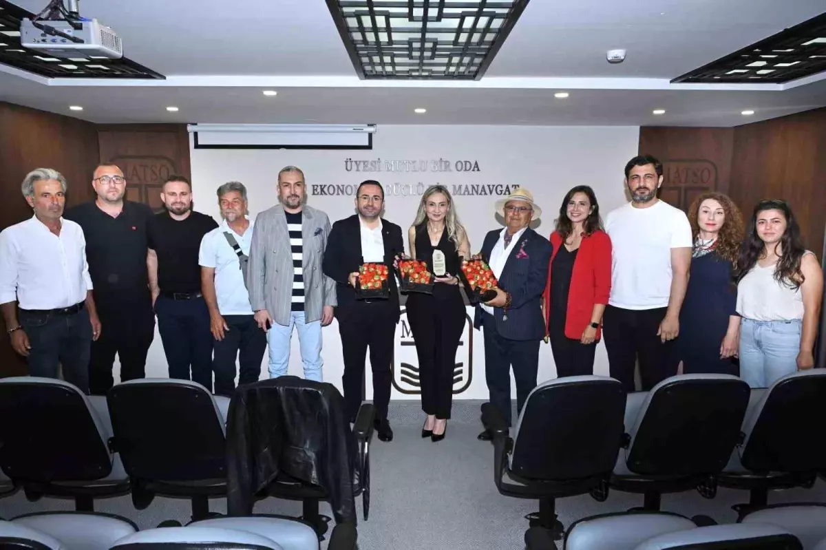 Manavgat'ta Tarımda Yeni Dönem: Topraksız Tarım ve Çilek Yetiştiriciliği