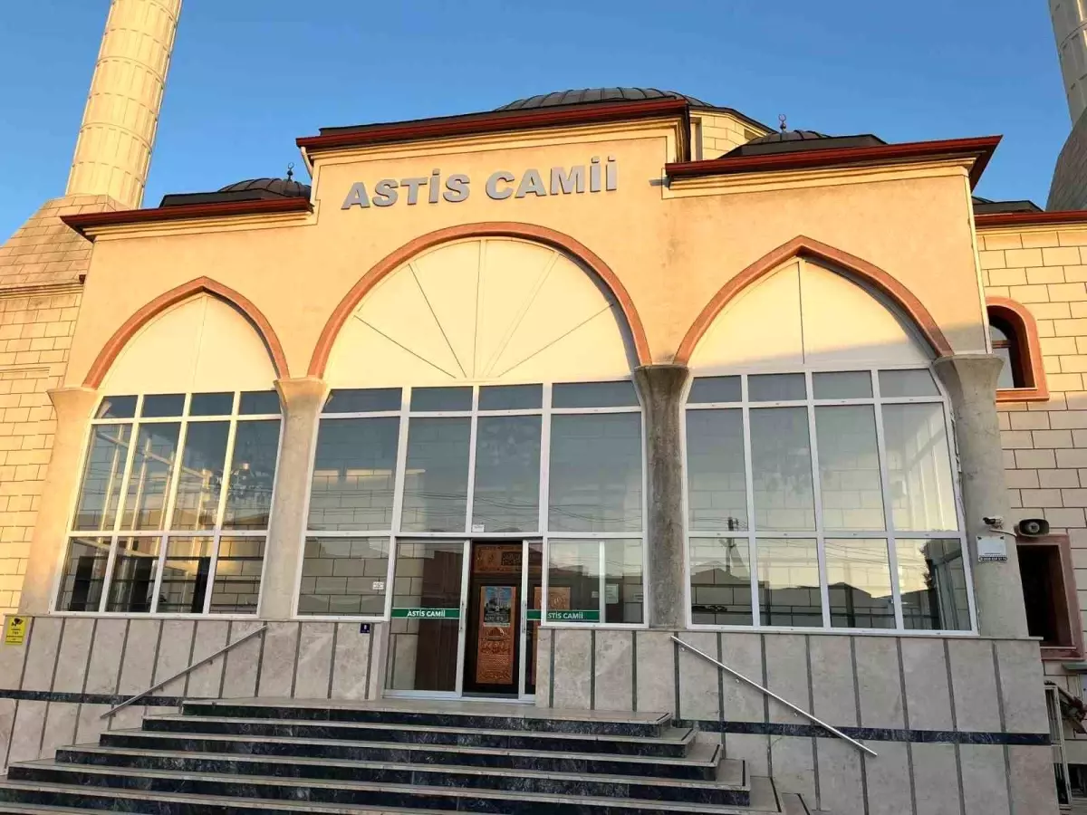 Aydın'da Müezzin Namazdan Sonra Kalp Krizine Yenik Düştü