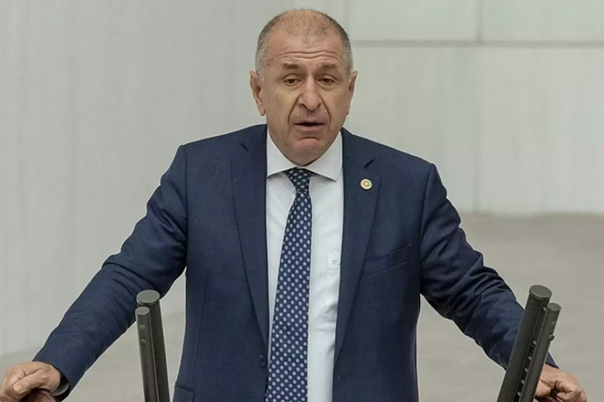 Ümit Özdağ hastaneye sevk edildi