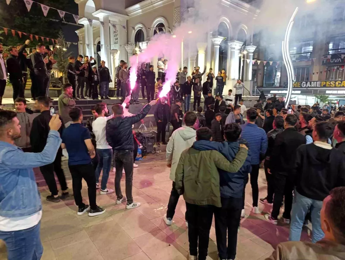 Vanspor'un Galibiyeti Van'da Coşkuyla Kutlandı