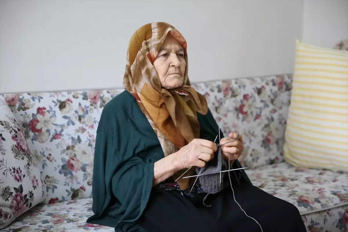 Başkan Güler'den 110 Yaşındaki Hayriye Aybastı'ya Anneler Günü Ziyareti