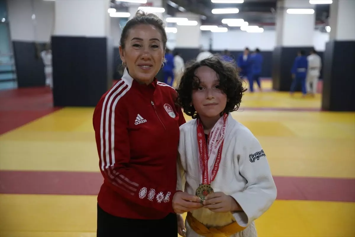 Kerem Gündoğdu Yıldızlar Judo Balkan Şampiyonası'nda Altın Madalya Hedefliyor