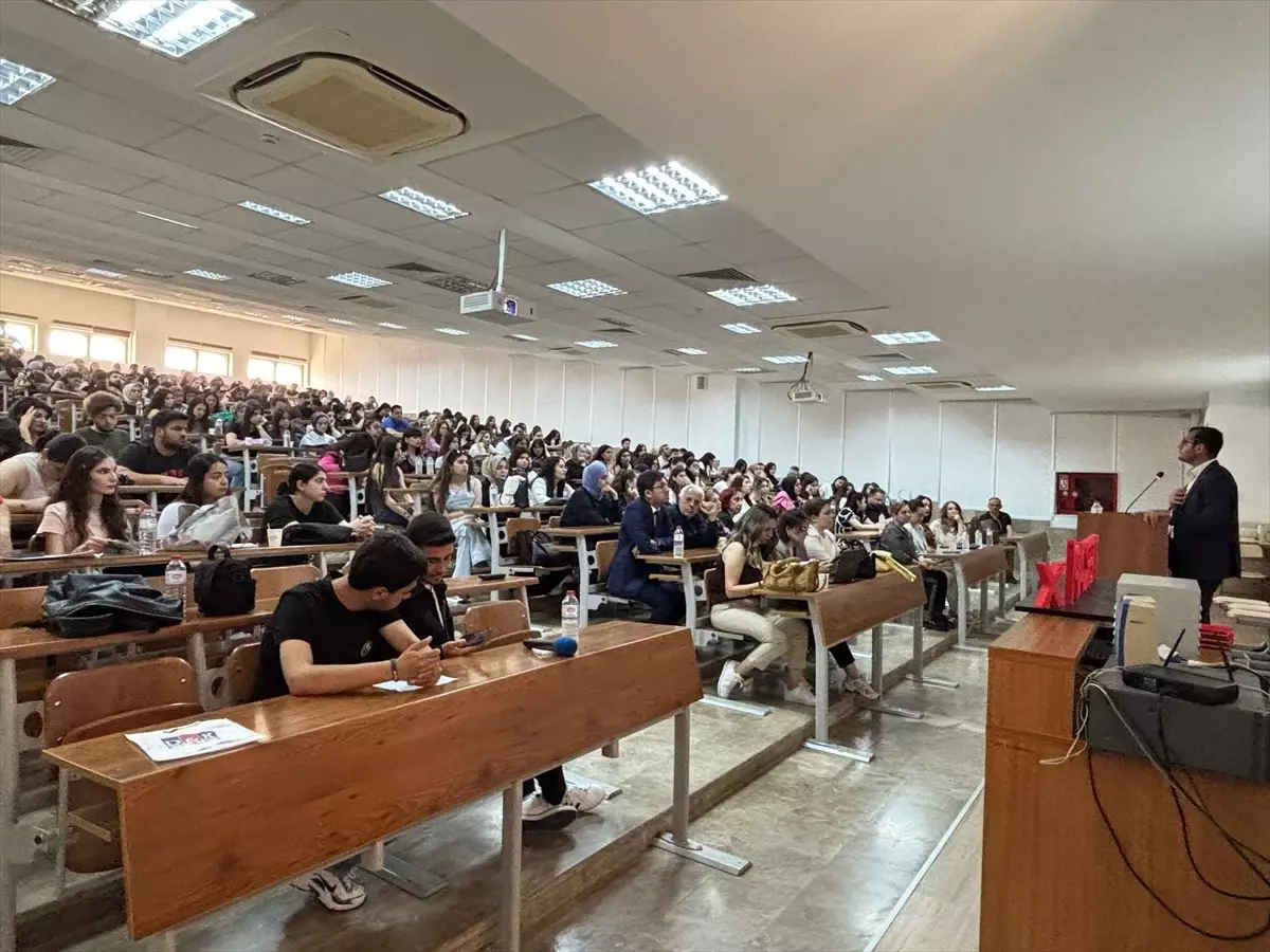 Adana'da Bağımlılıkla Mücadele Etkinliği Düzenlendi