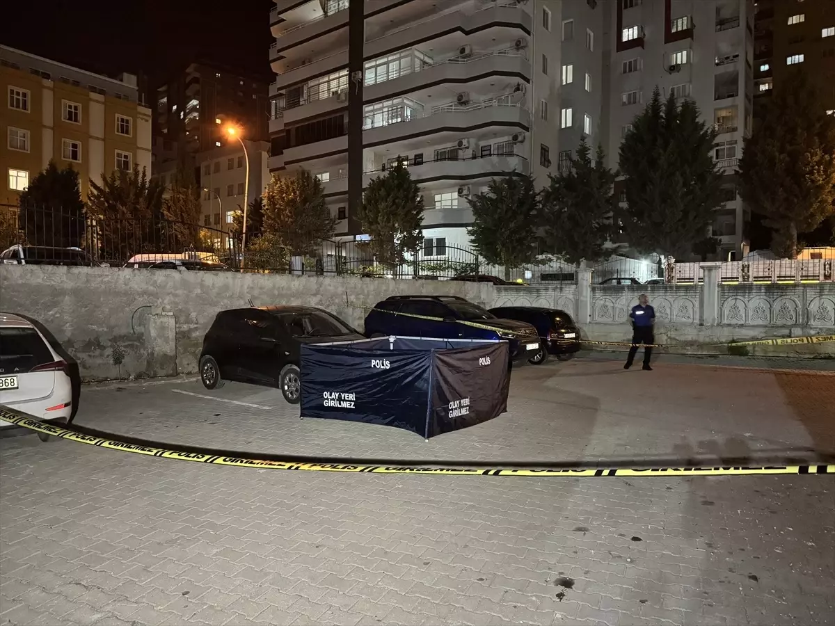 Adana'da Kız Arkadaşını Öldüren Genç İntihar Etti