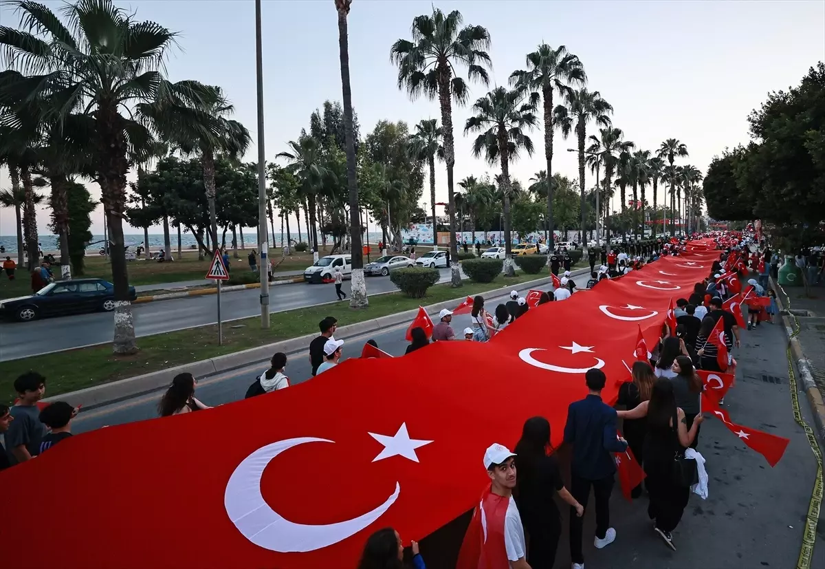 Adana ve Mersin'de 19 Mayıs Kutlamaları