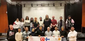 Adanalı öğrencilerden, Finlandiya'daki akranlarına yapay zeka destekli robotik eğitimi