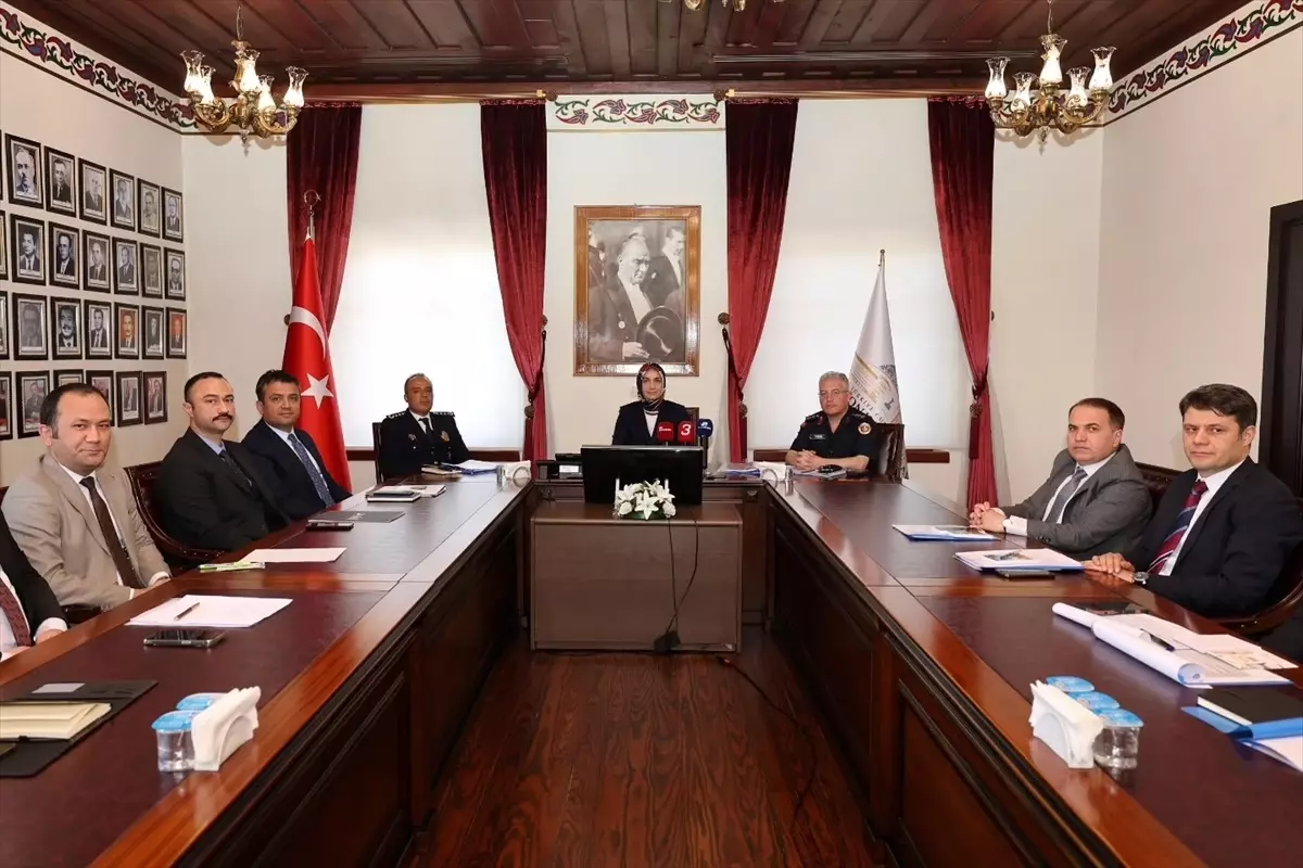 Afyonkarahisar'da Asayiş Çalışmaları ve Güvenlik Önlemleri