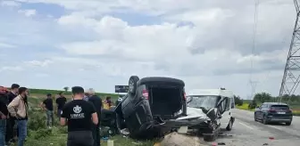 Afyonkarahisar'da Feci Kaza: 9 Yaralı