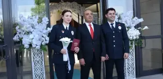 Polis Memurlarının Uniformalı Nikah Töreni