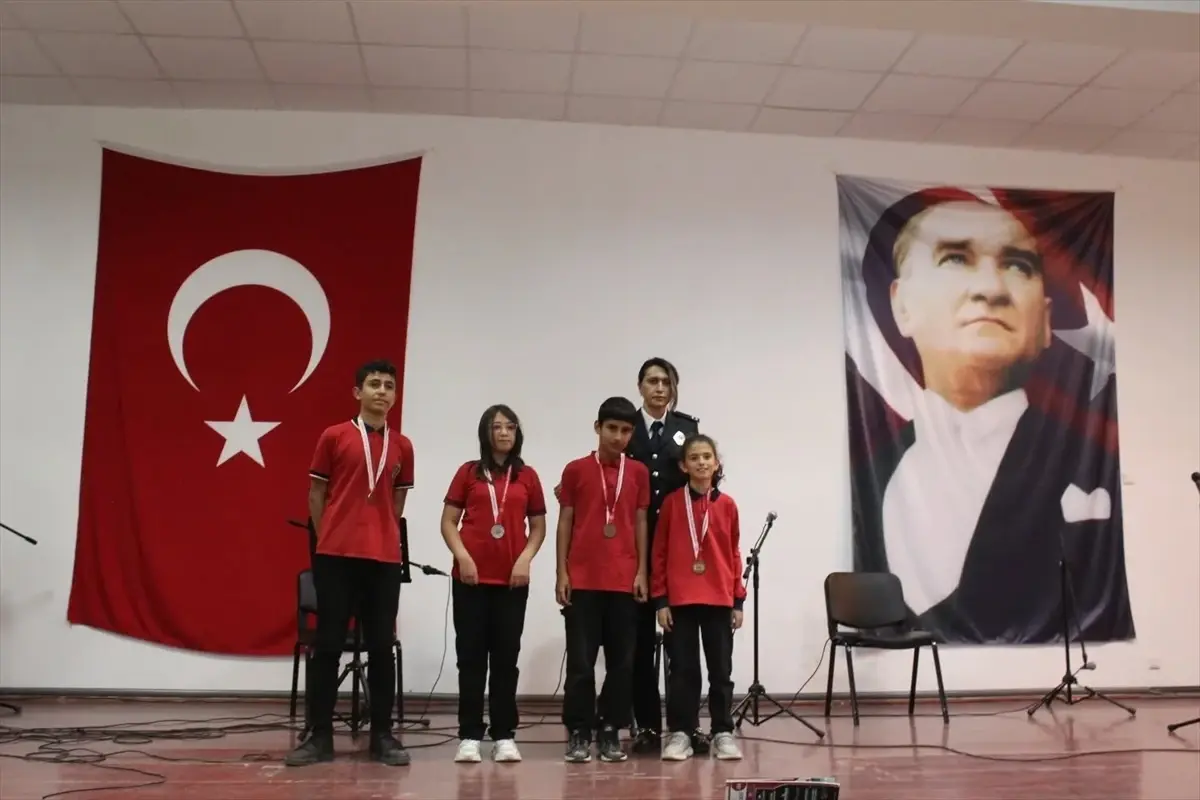 Ağın'da 19 Mayıs Programı Coşkuyla Kutlandı