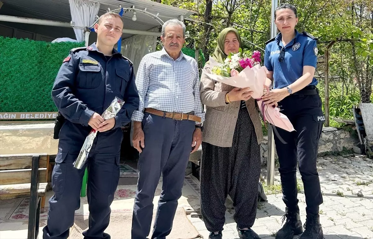 Ağın'da 'Anneler Günü' dolayısıyla şehit annesi ziyaret edildi
