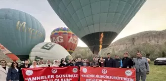 Aksaray'da balon turuna katılan kadınlar Ihlara Vadisi'ni ve Selime Katedrali'ni kuş bakışı izledi