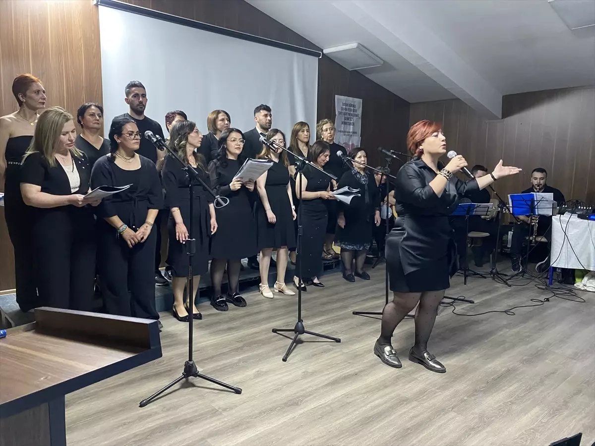 Alaşehir'de Hemşireler Günü etkinliği düzenlendi