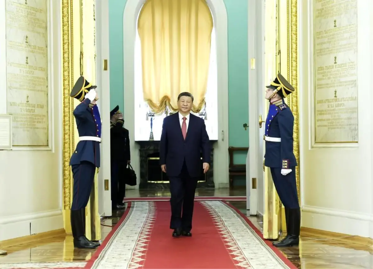 Xi Jinping Moskova'da Vladimir Putin ile Bir Araya Geldi