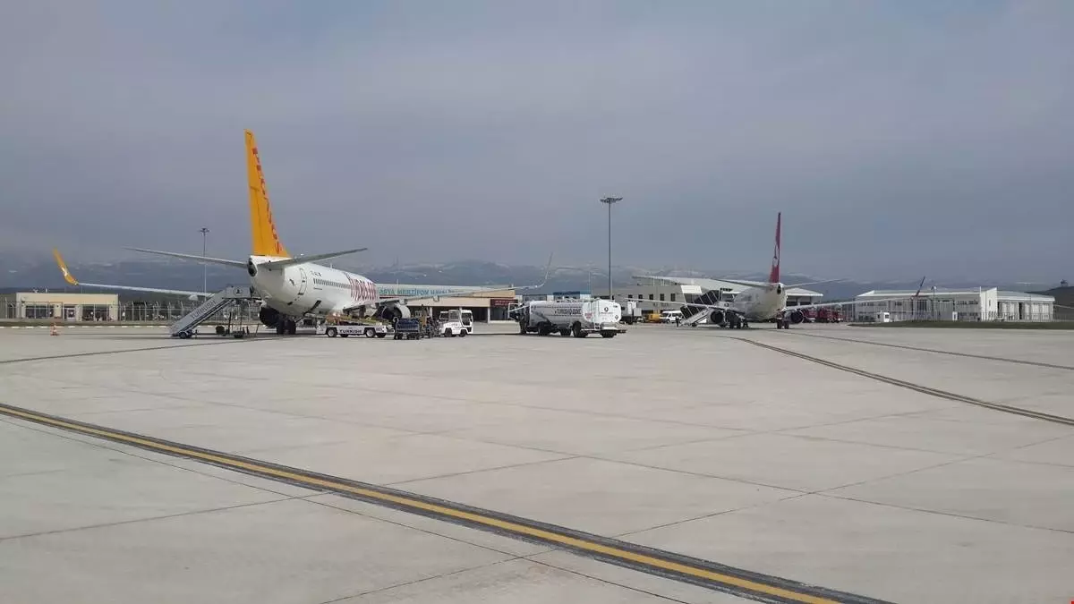 Amasya Merzifon Havalimanı'nda Nisan Ayında 12 Bin 602 Yolcu Hizmet Aldı