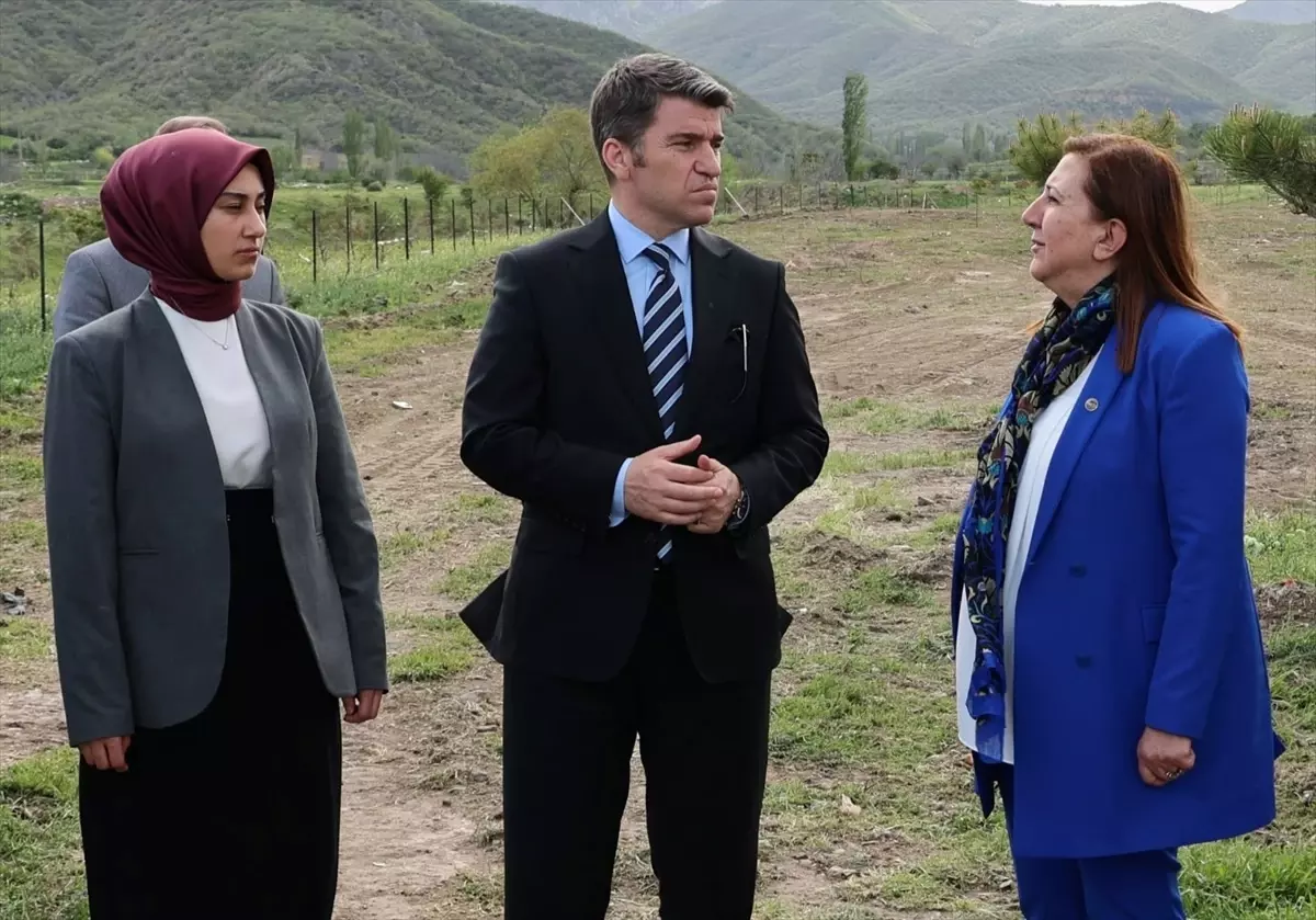 Amasya Valisi, Mevsimlik Tarım İşçileri İçin Konaklama Alanını İnceledi