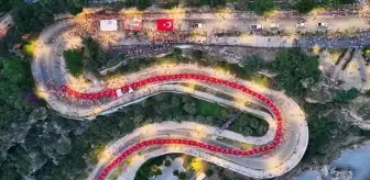Antalya'da 19 Mayıs Coşkusu: Fener Alayı ve Konser