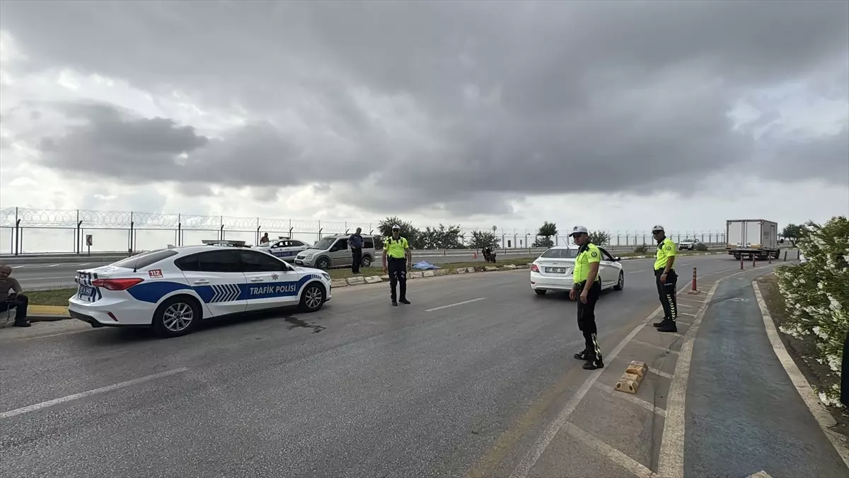 Antalya'da Motosiklet Kazası: Sürücü Hayatını Kaybetti