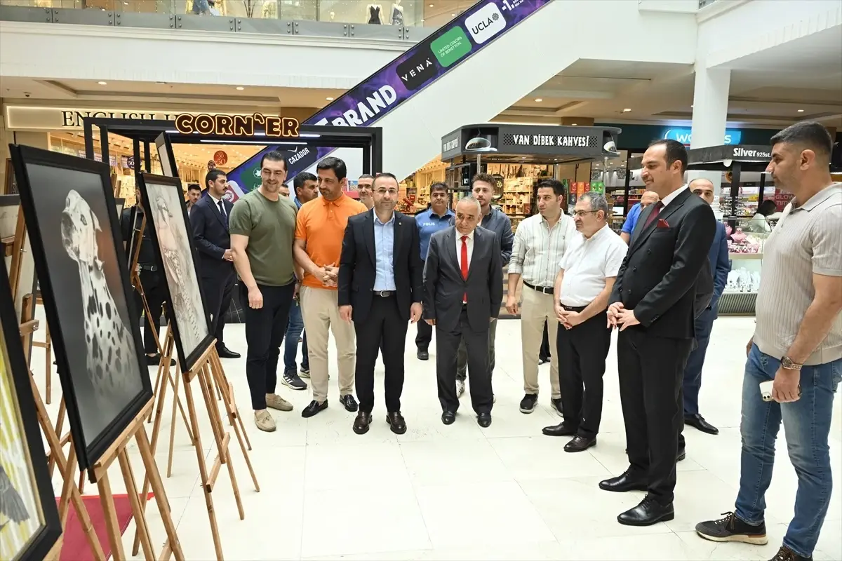 Manavgat'ta Hükümlülerin Sanat Sergisi Açıldı