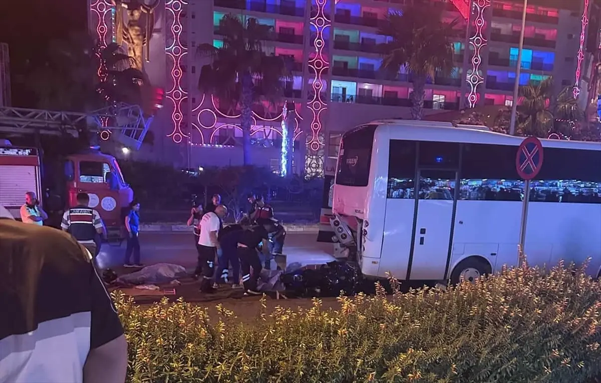 Alanya'da Motosiklet Kazası: 2 Ölü