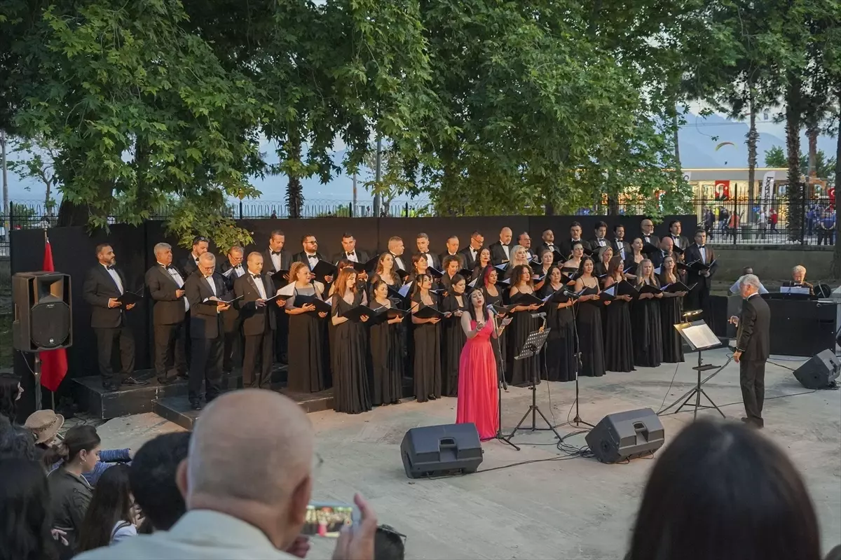 Antalya Devlet Opera ve Balesi'nden 19 Mayıs Konseri