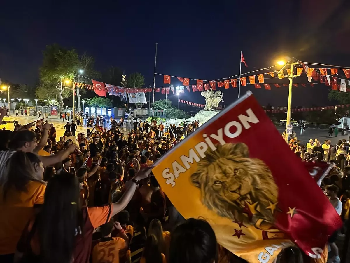Galatasaray Şampiyonluğu Coşkuyla Kutlandı