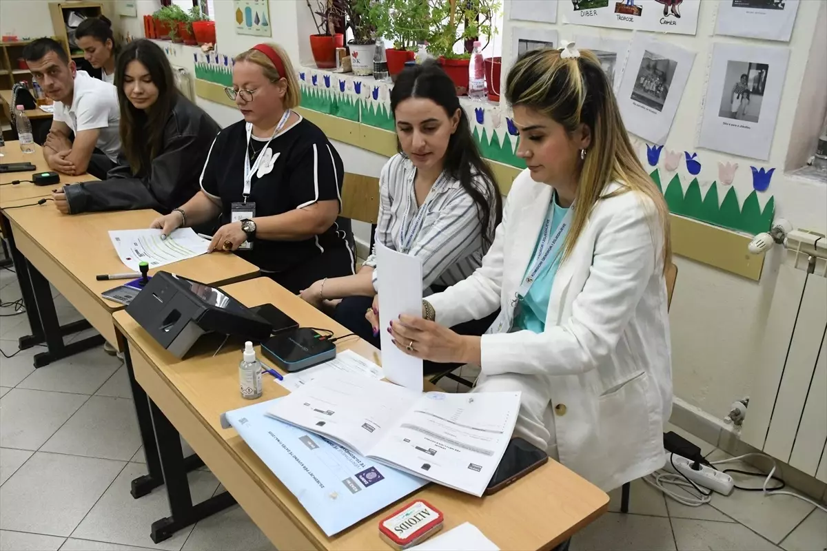 Arnavutluk Genel Seçimlerinde Oy Kullanma İşlemi Sona Erdi