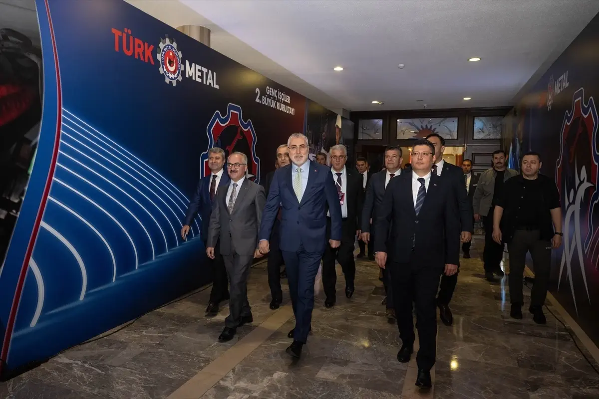 Bakan Işıkhan, Türk Metal Sendikası 2. Genç İşçiler Kurultayı'nda konuştu Açıklaması