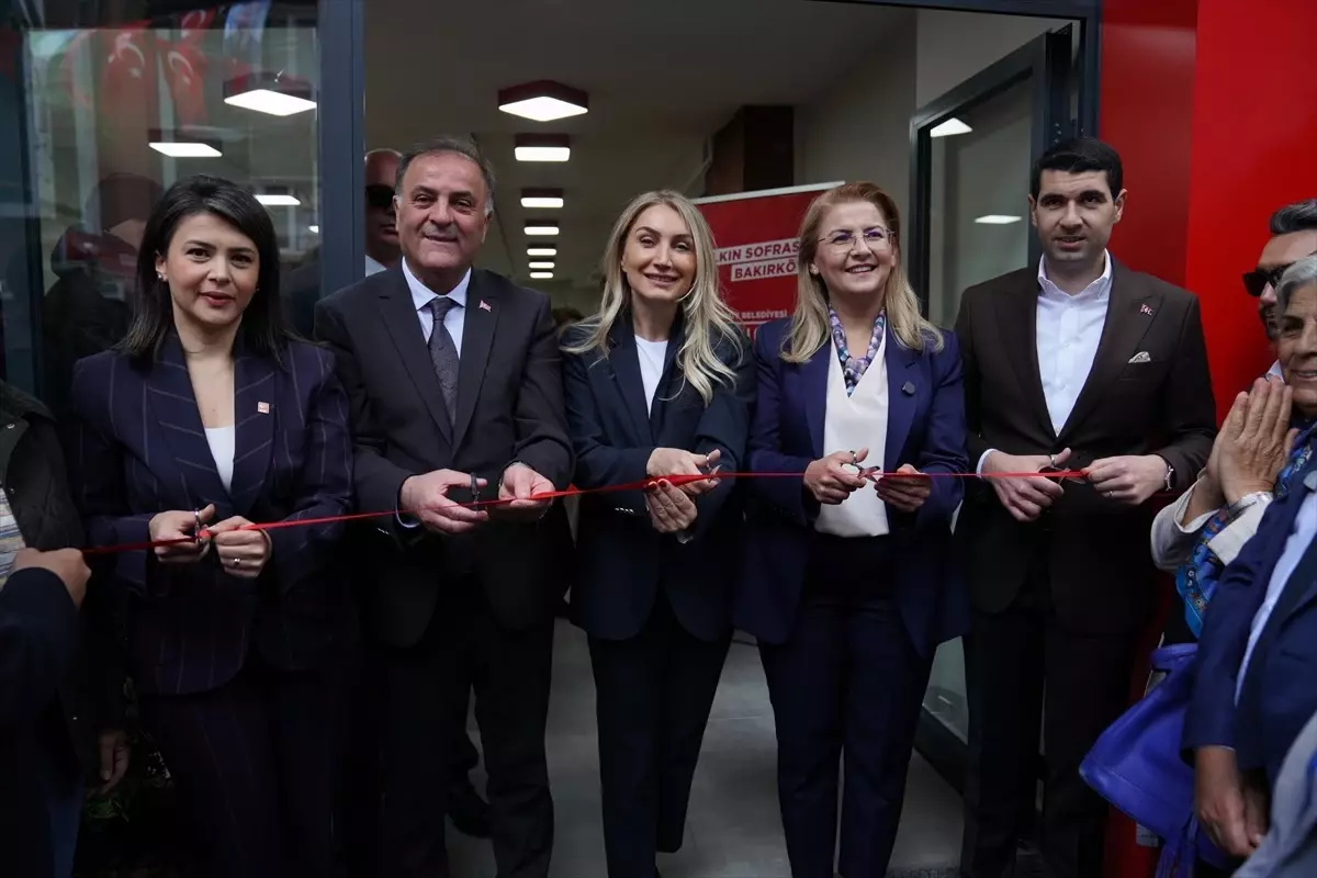 Bakırköy'de Kent Lokantası Hizmete Girdi