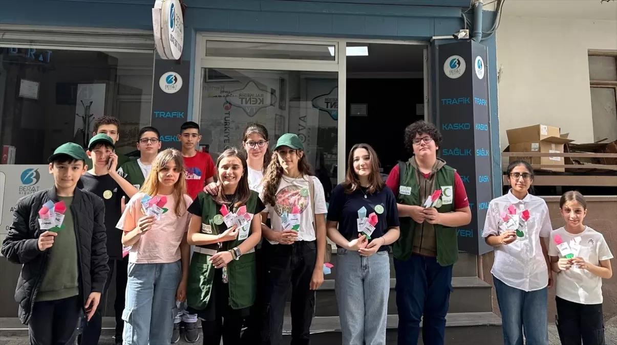 Yeşilay'dan Anneler Günü'ne Özel Hediye